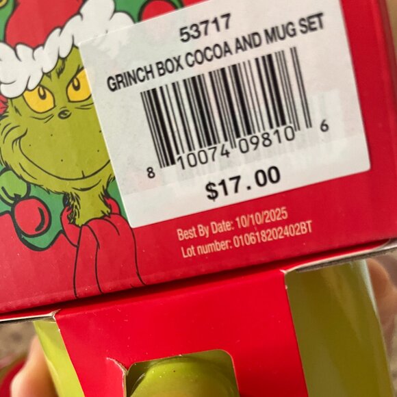 COLLECTIBLE Dr Seuss Grinch Holiday Christmas Mugs! The Grinch Drinkware - Picture 7 of 8